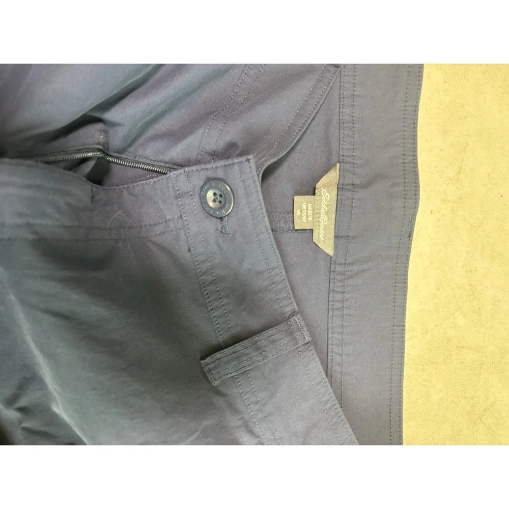 Eddie Bauer Womens Cargo Pocket Style Shorts Size 16 Khaki And‎ Blue Gorpcore
